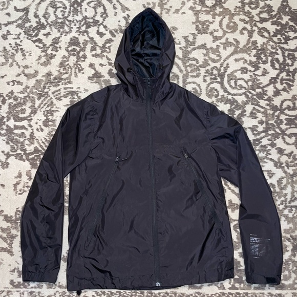 H&M Black Windproof Jacket Perfect For Fall And Winter - Picture 1 of 6